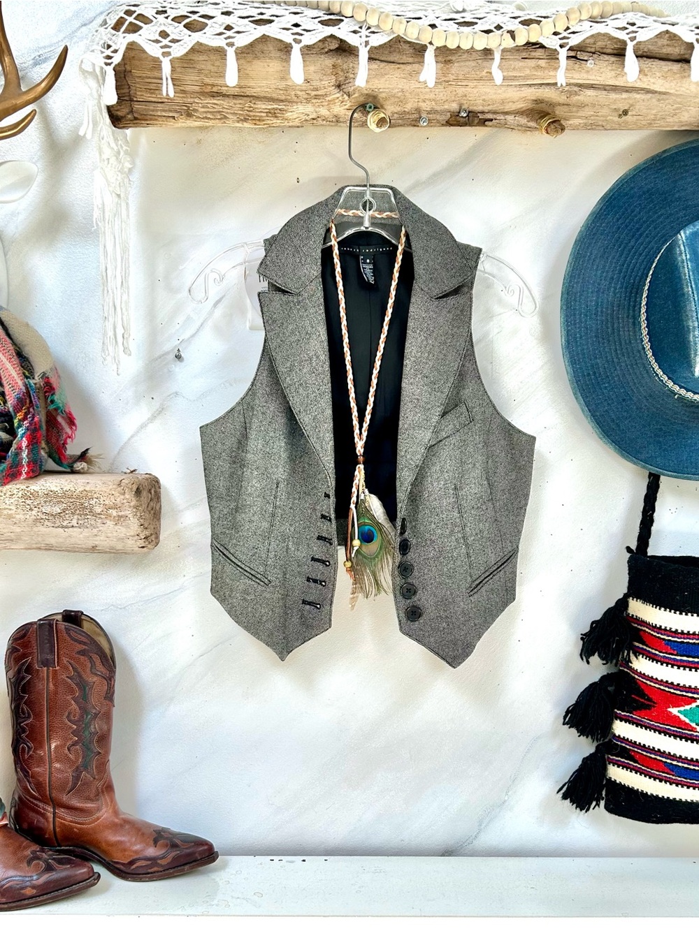 Equestrian cashmere wool blend boho vest w southwestern country prairie vibe